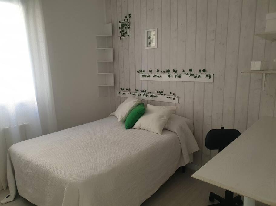 Apartamento Eguzkilore. Logroño Dış mekan fotoğraf
