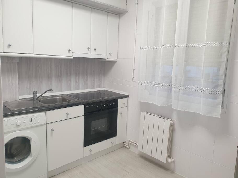 Apartamento Eguzkilore. Logroño Dış mekan fotoğraf